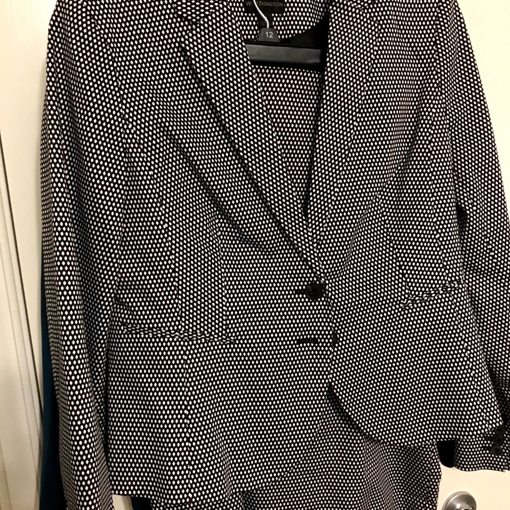 Worthington Skirt Suit Size 12